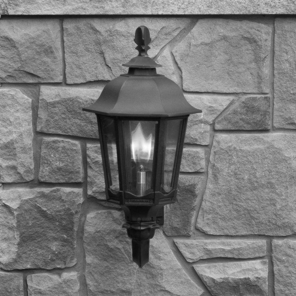 Black And White Image Of A Gas Lamp